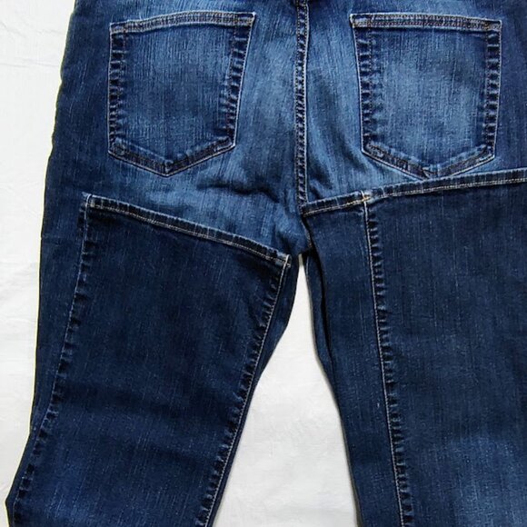 CREMIEUX 34X32 BOOT CUT JEANS - Picture 4 of 4